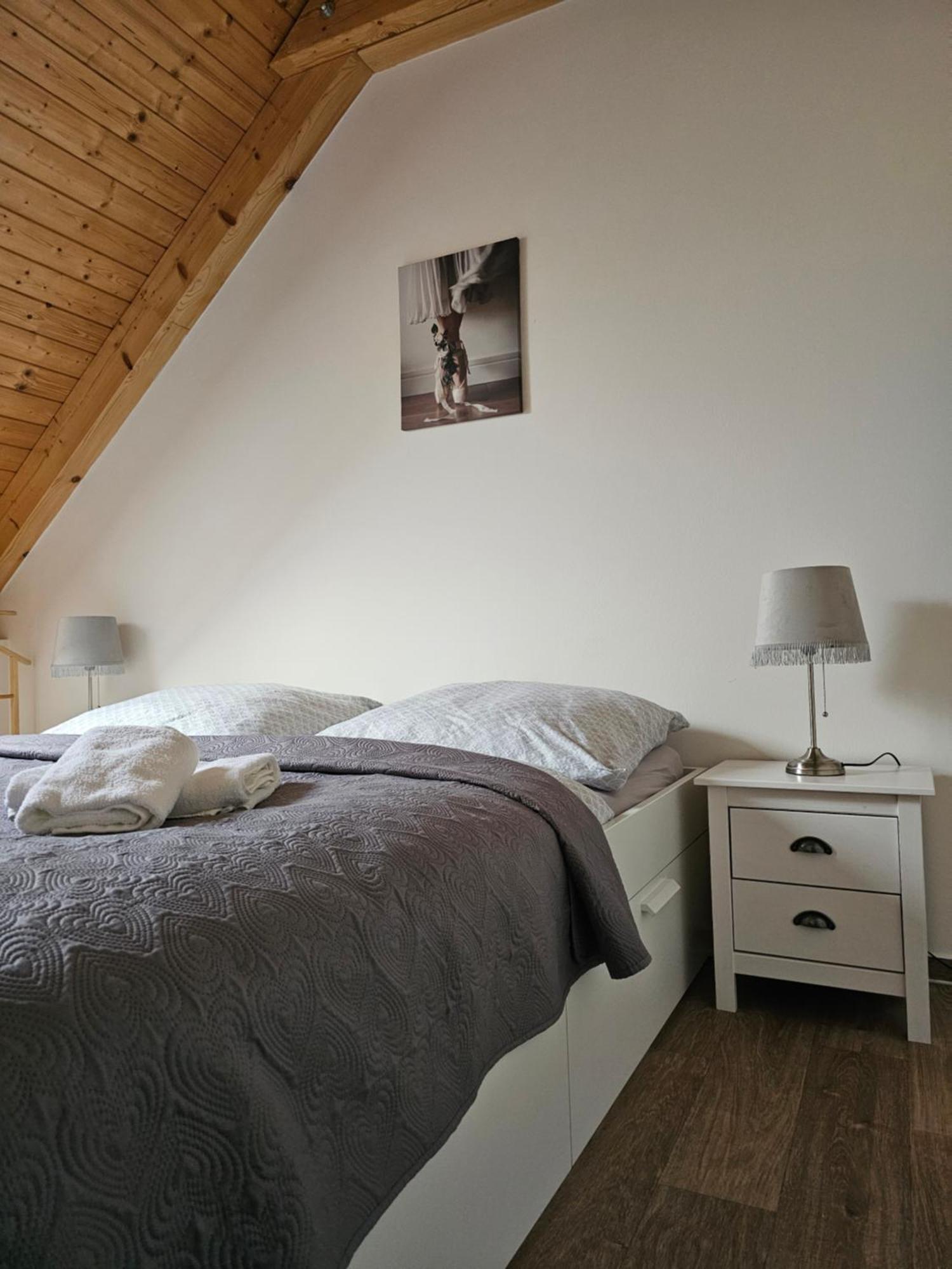 Apartman Maja Микулов Экстерьер фото