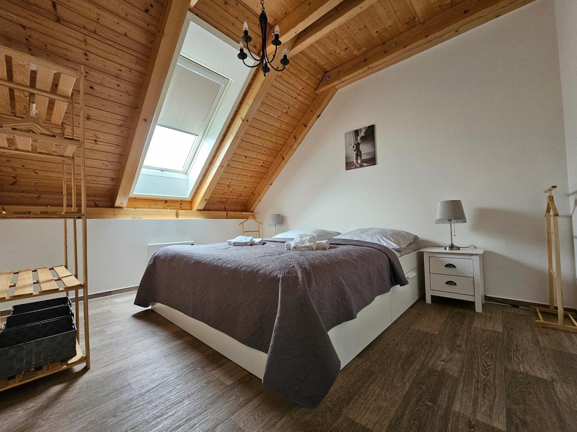 Apartman Maja Микулов Экстерьер фото