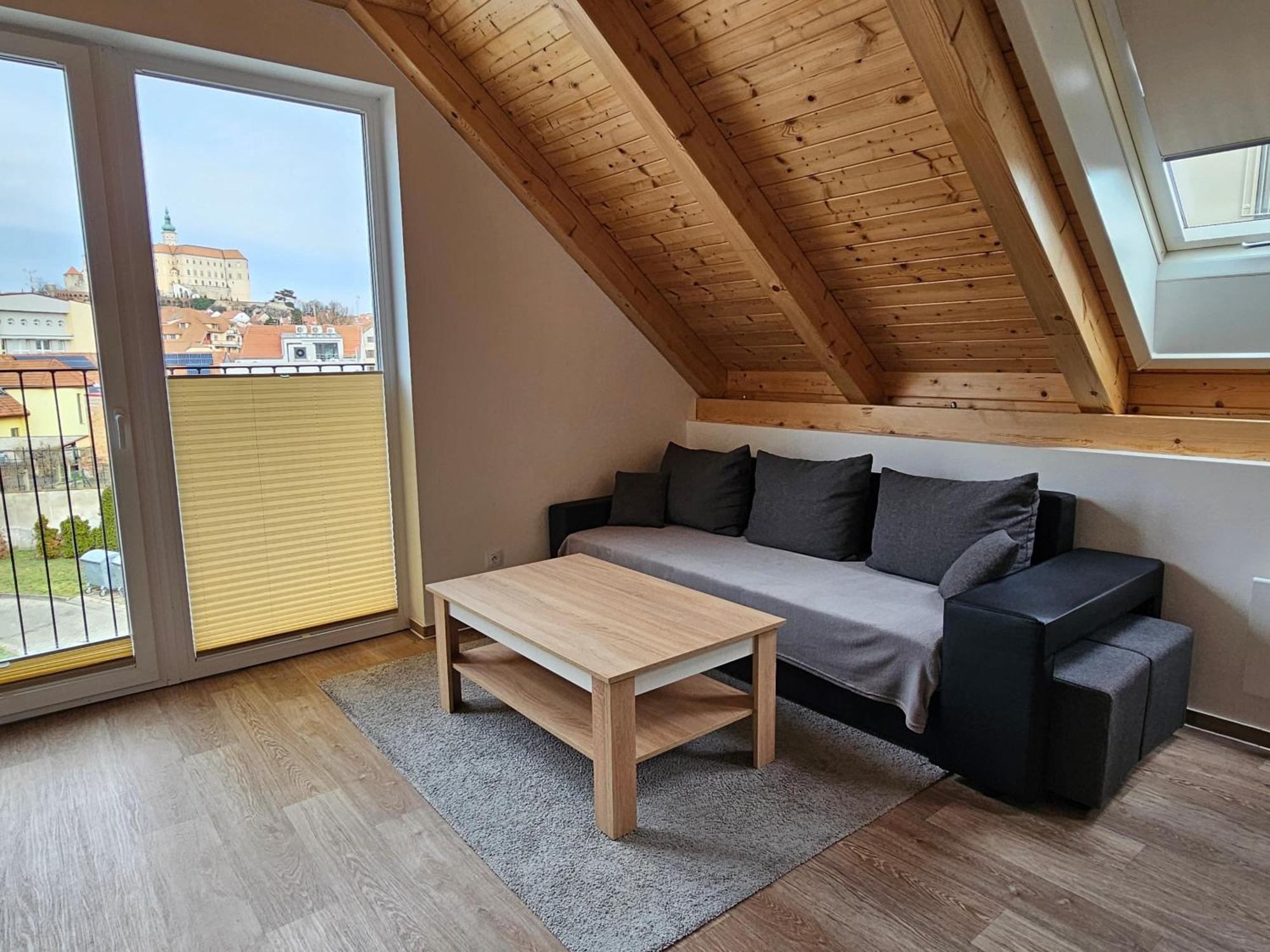 Apartman Maja Микулов Экстерьер фото