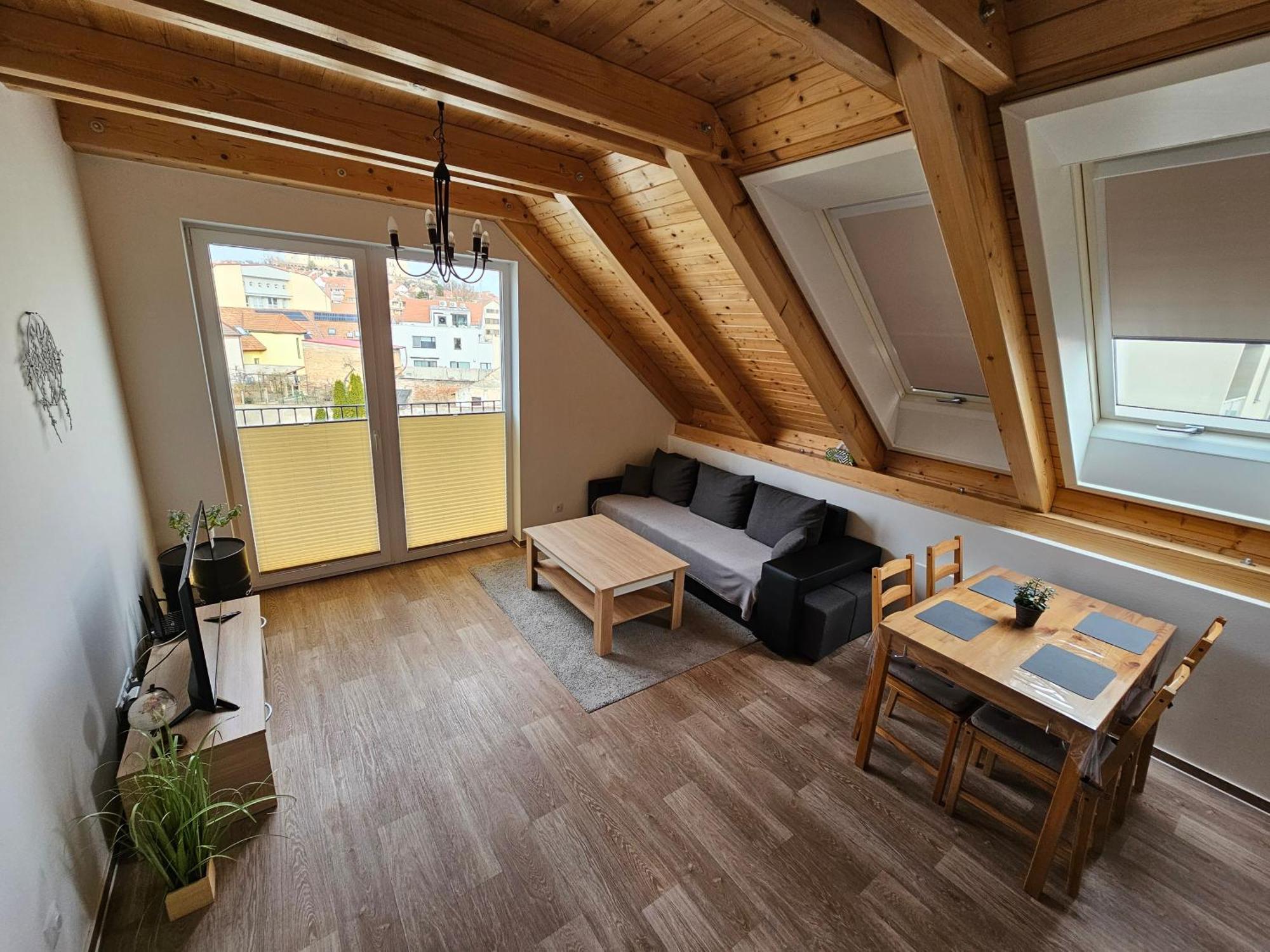 Apartman Maja Микулов Экстерьер фото